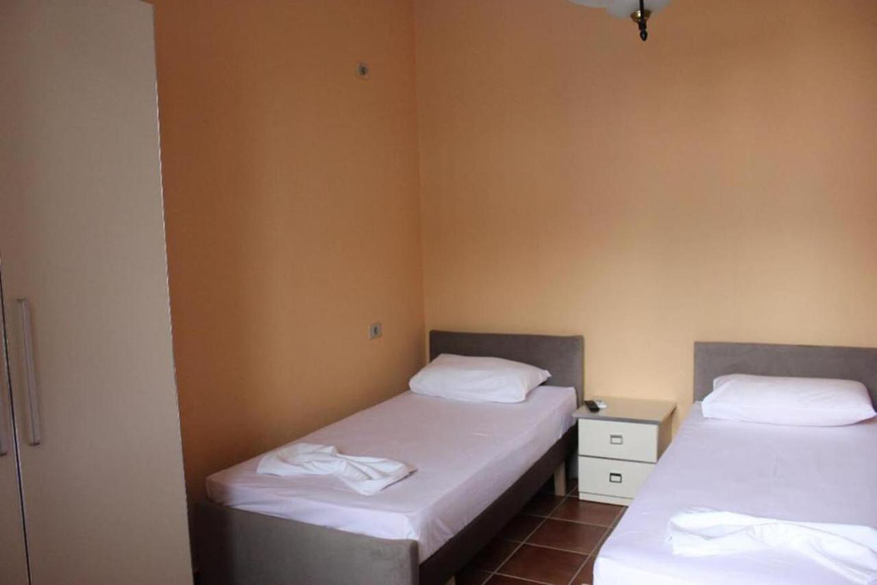 Hotel Athina Velipojë Extérieur photo