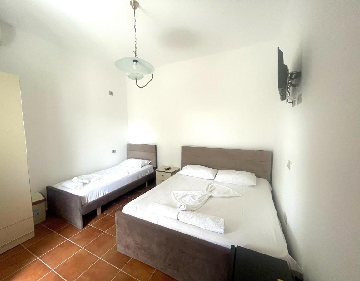 Hotel Athina Velipojë Extérieur photo