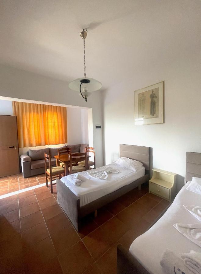 Hotel Athina Velipojë Extérieur photo