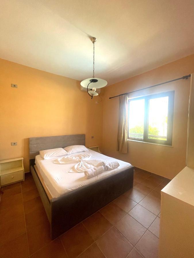 Hotel Athina Velipojë Extérieur photo