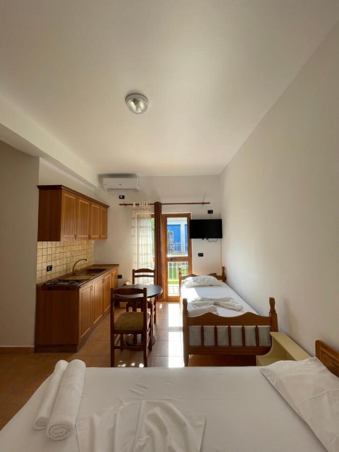 Hotel Athina Velipojë Extérieur photo