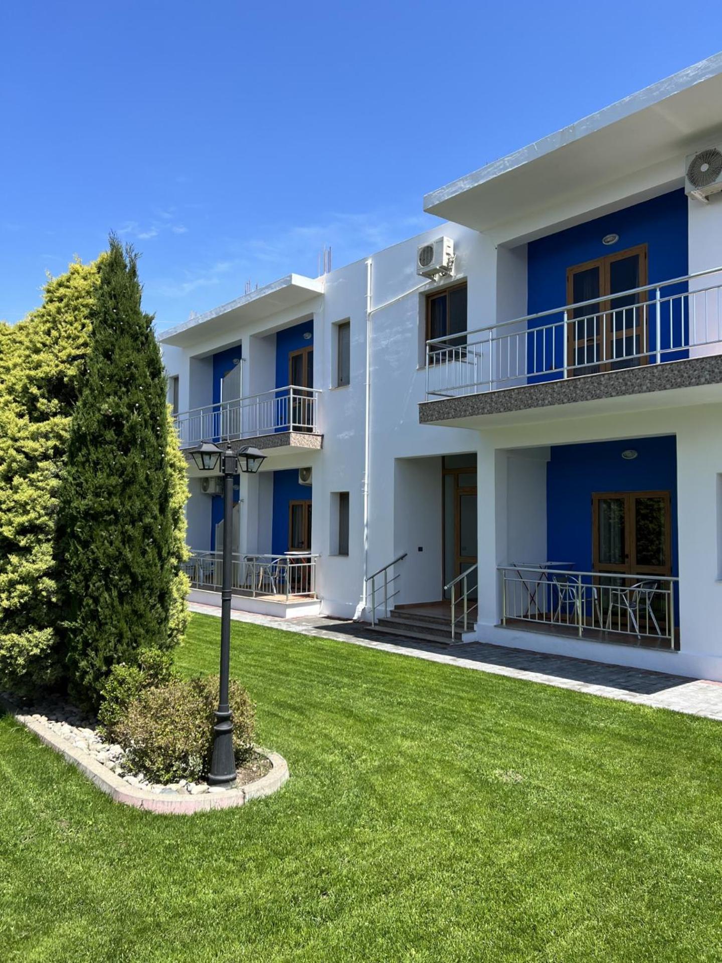 Hotel Athina Velipojë Extérieur photo